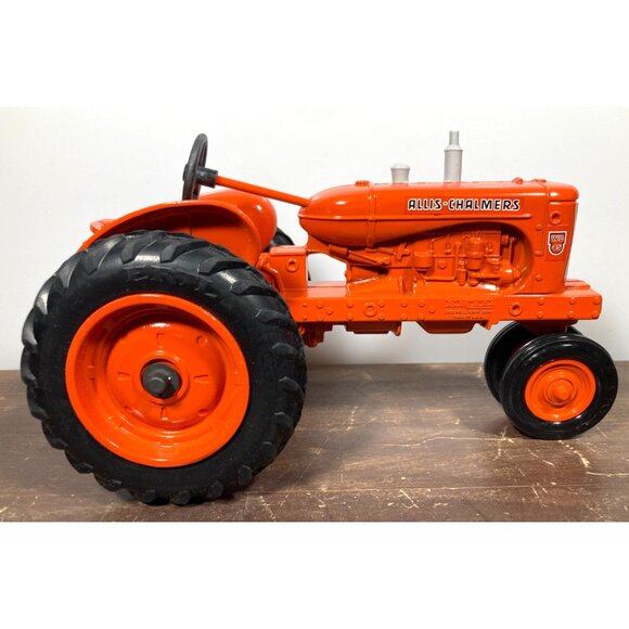 Ertl Allis-Chalmers WD-45 Tractor w/Umbrella 1995 AGCO Farm Show Edition 1202DA - Picture 4 of 15